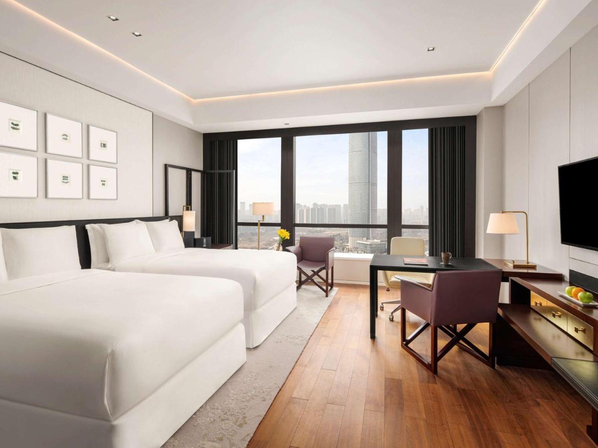 Fairmont Wuhan Exteriör bild
