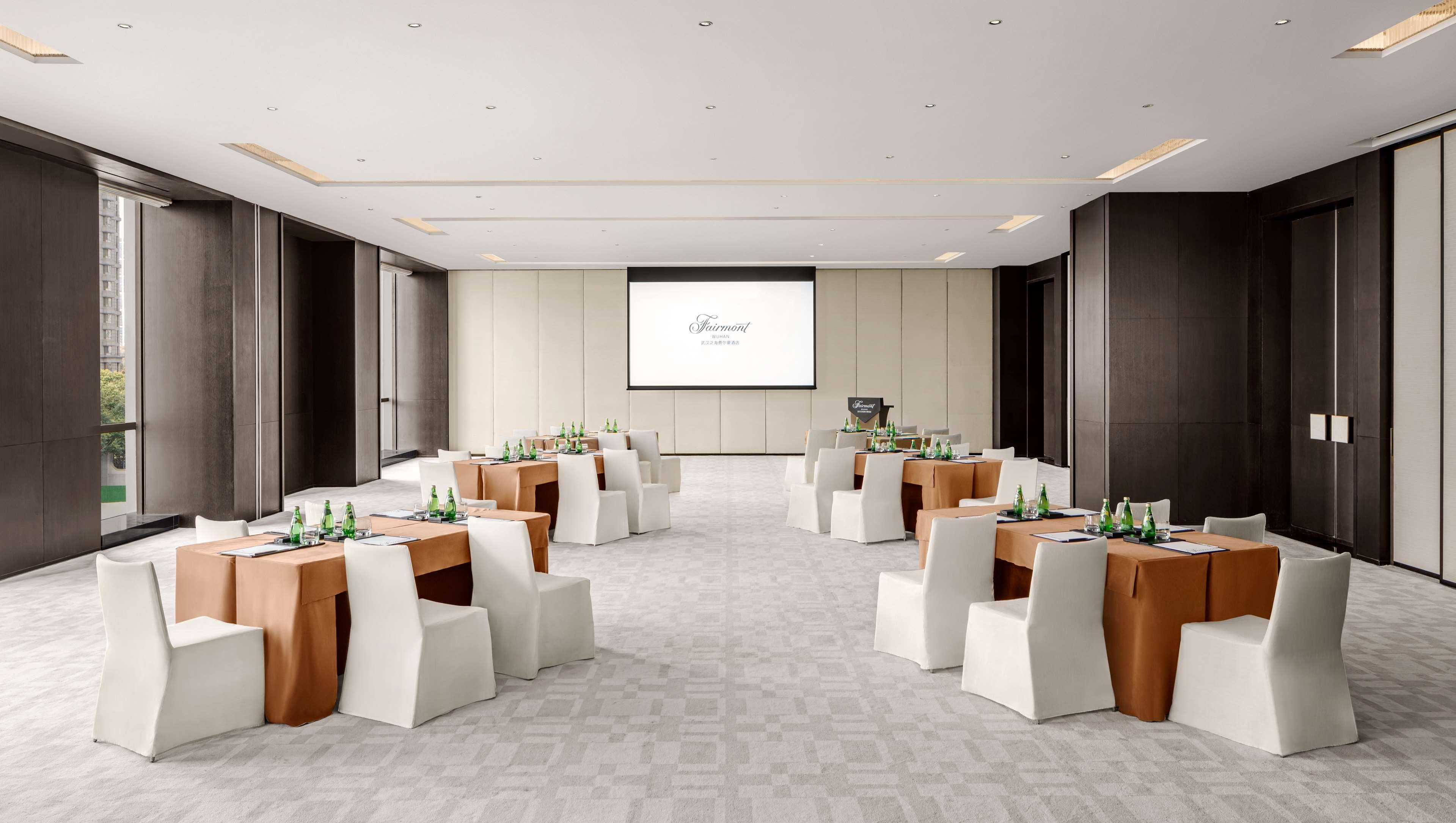 Fairmont Wuhan Exteriör bild