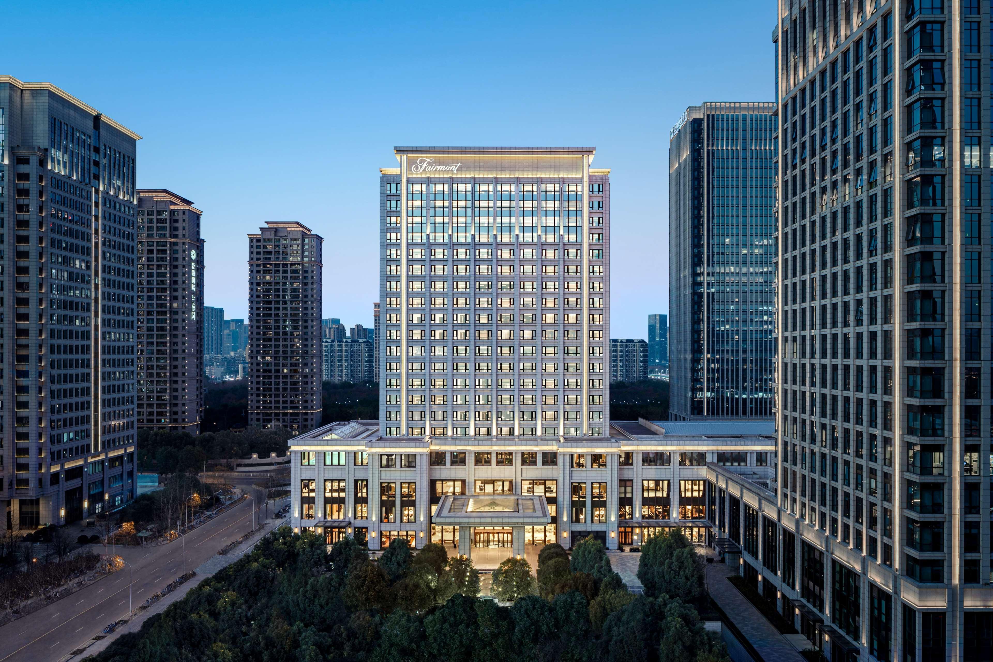 Fairmont Wuhan Exteriör bild